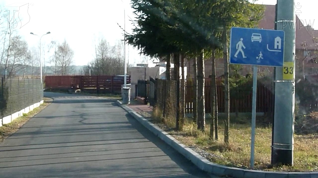 Materiał do pytania: Z jaką prędkością nie możesz poruszać się w strefie zamieszkania?