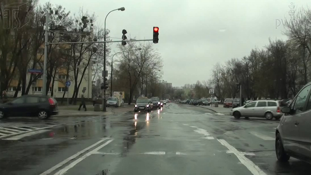 Materiał do pytania: W jaki sposób będziesz hamować na śliskiej nawierzchni?