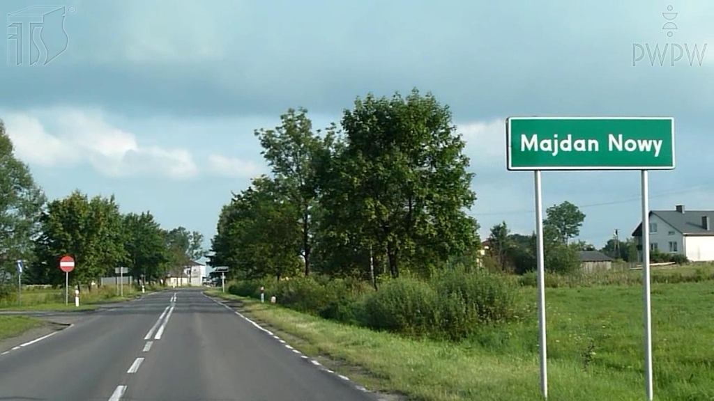 Materiał do pytania: Który z wymienionych czynników może mieć wpływ na obserwację drogi przez kierującego ciągnikiem rolniczym?