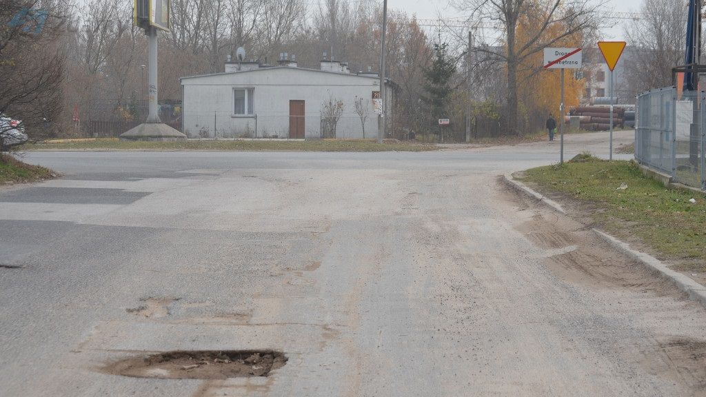 Materiał do pytania: Jaki odstęp musisz zachować od omijanej przeszkody?