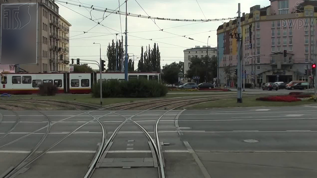 Materiał do pytania: Jaka powinna być prędkość przejazdu przez krzyżownicę tramwajową?