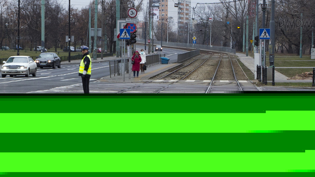 Materiał do pytania: Czy w tej sytuacji masz prawo pojechać na wprost?